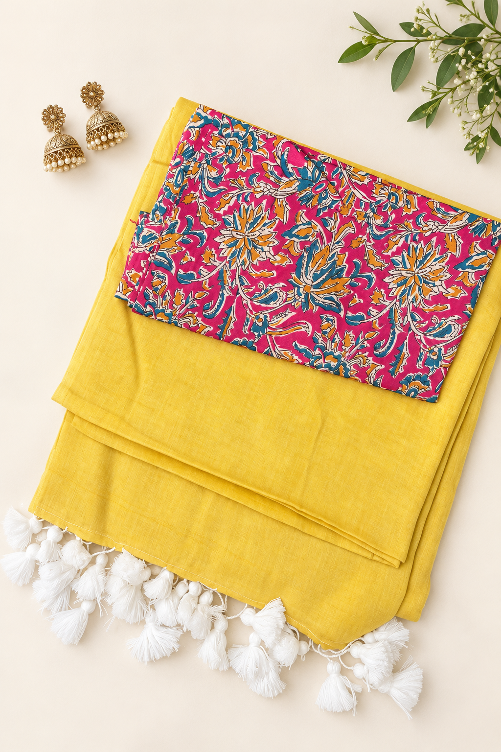 Yellow Mul Cotton Saree with Pink Printed Blouse Piece